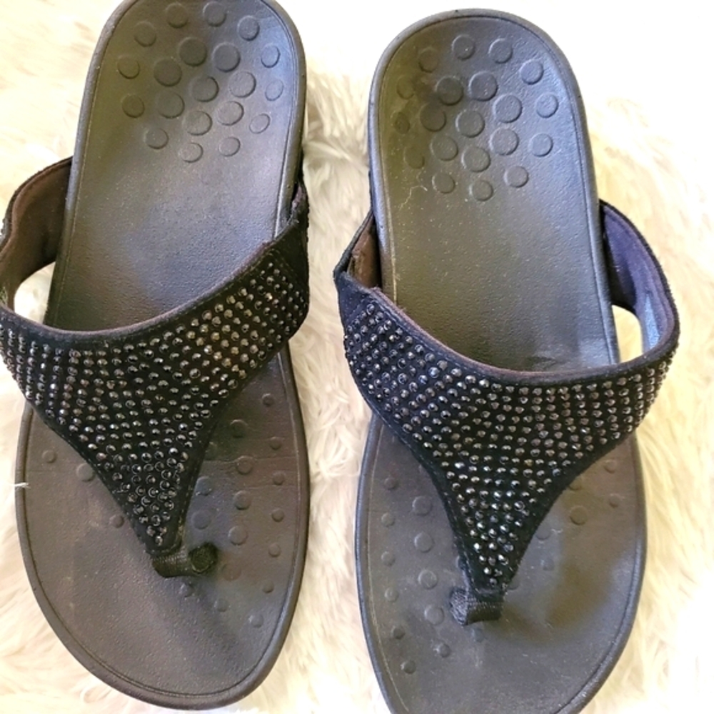 Vionic with Orthaheel Naples Black Thong Sandals 7 - Picture 3 of 5